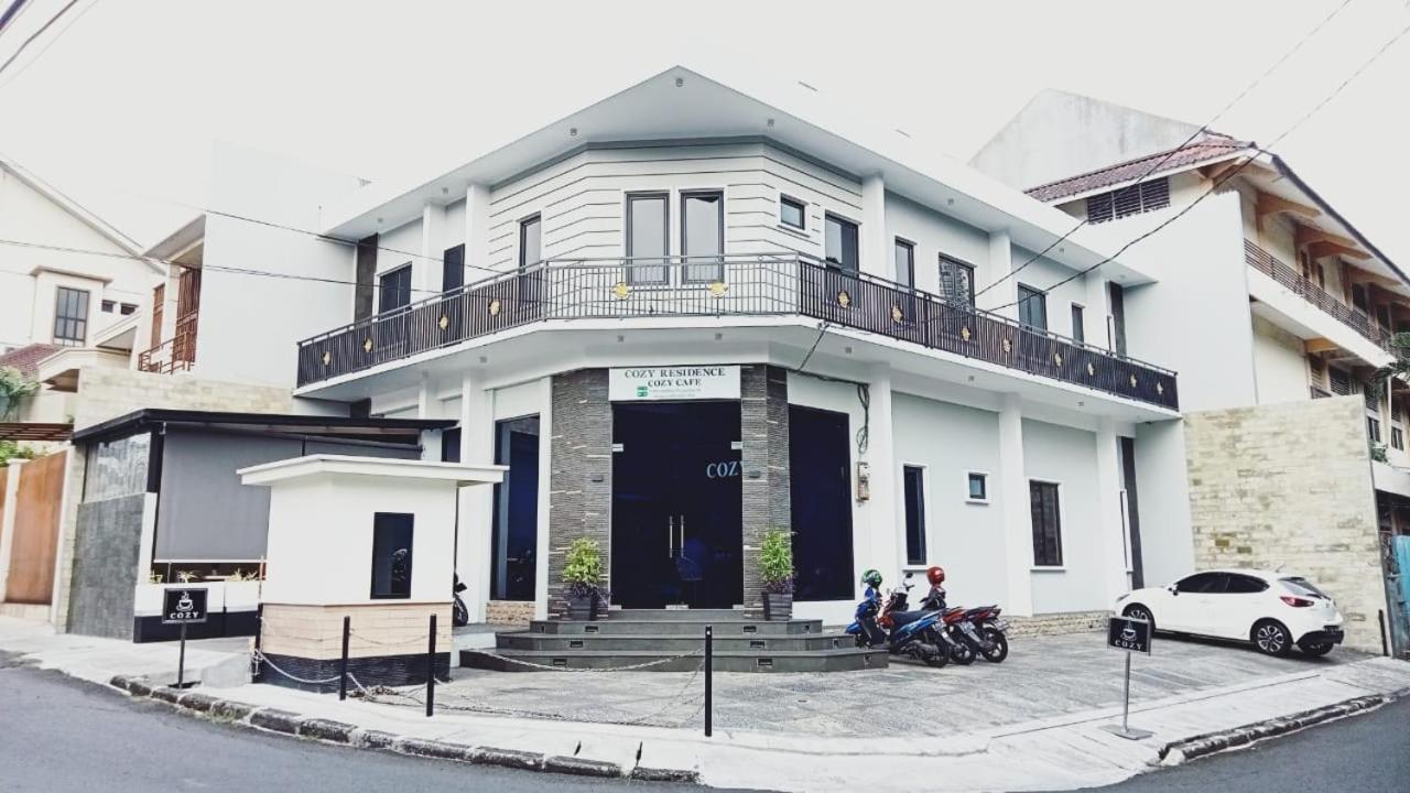 ג'קרטה Cozy Residence Tomang מראה חיצוני תמונה