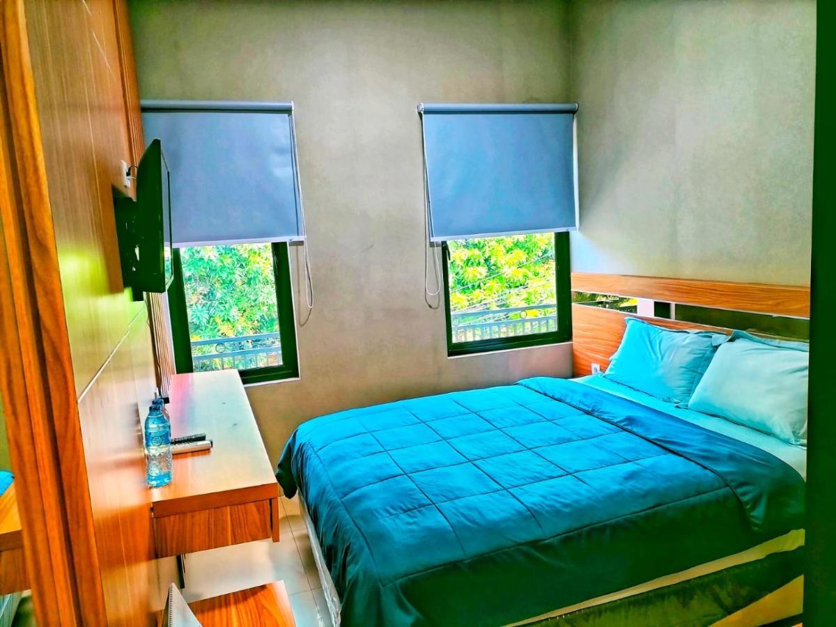 ג'קרטה Cozy Residence Tomang מראה חיצוני תמונה